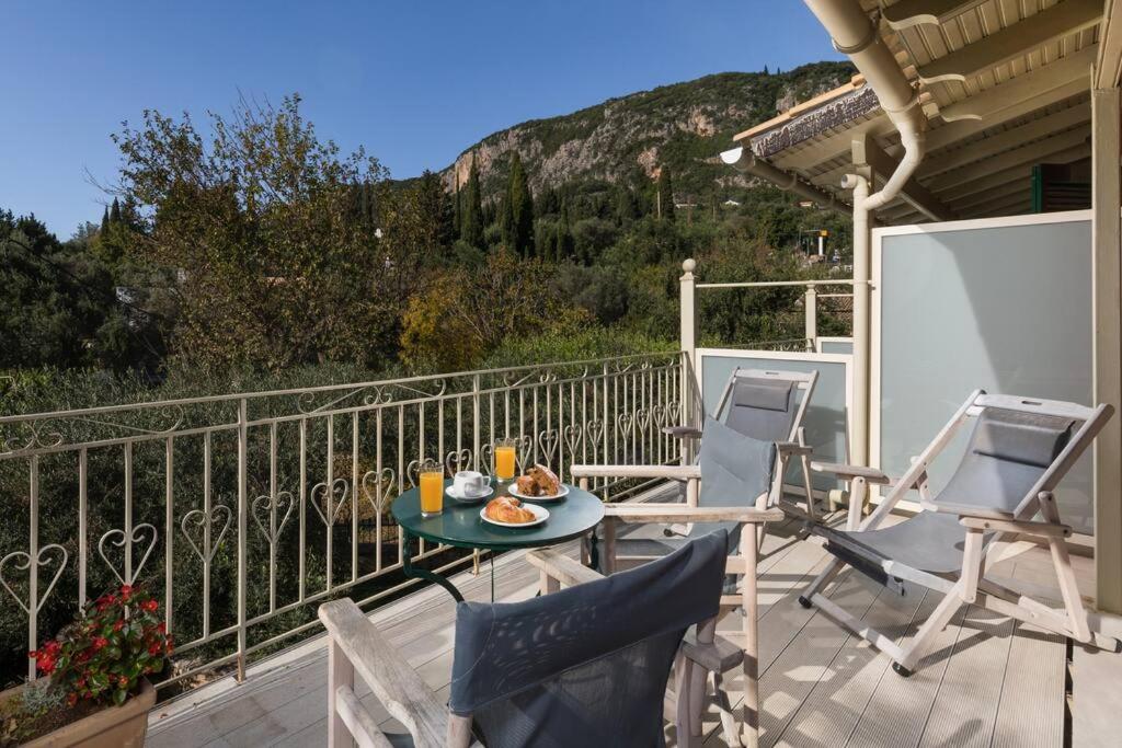 Villa Anthoussa In Palaiokastritsa Extérieur photo